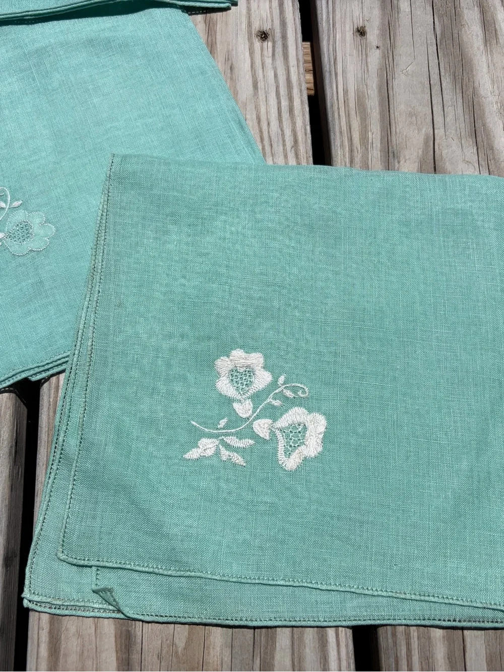 4‎ Embroidered Linen Napkins Green Edge Floral Farm Country Vtg Handkerchief